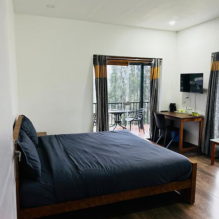 The Wooden Springs Bed & Breakfast Udagamandalam Exterior photo