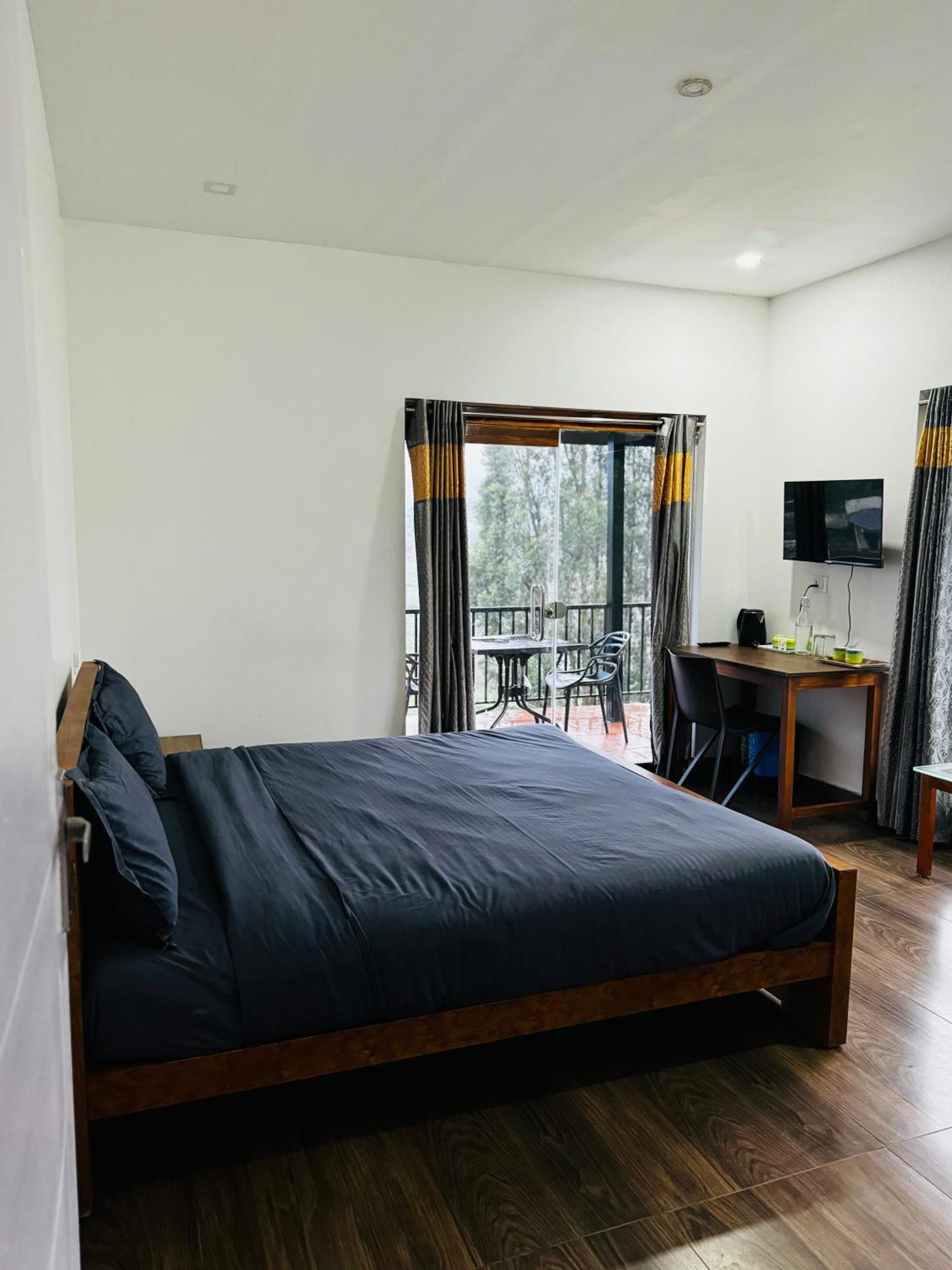 The Wooden Springs Bed & Breakfast Udagamandalam Exterior photo